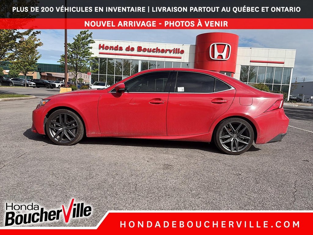 Lexus IS 300  2016 à Terrebonne, Québec - 3 - w1024h768px