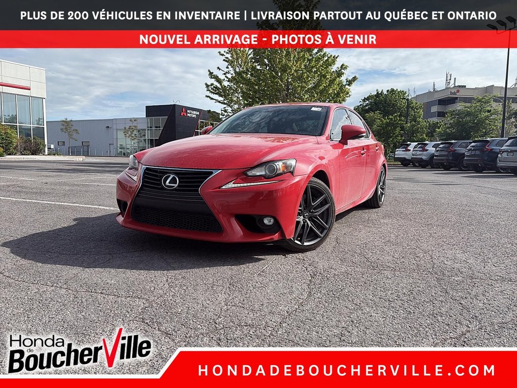 Lexus IS 300  2016 à Terrebonne, Québec - 1 - w1024h768px