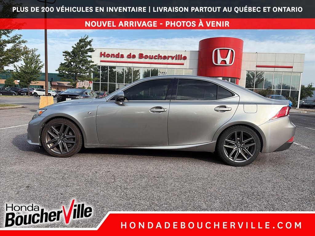 Lexus IS 300 F-SPORT 2016 à Terrebonne, Québec - 3 - w1024h768px