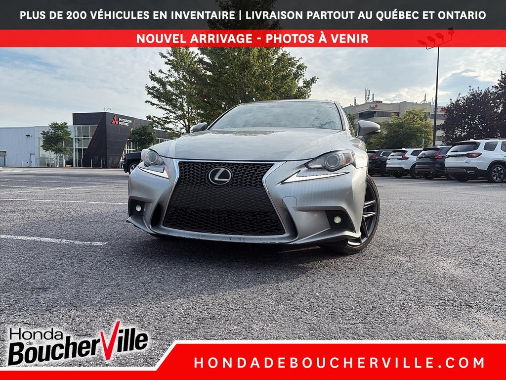 Lexus IS 300 F-SPORT 2016 à Terrebonne, Québec - 2 - w1024h768px