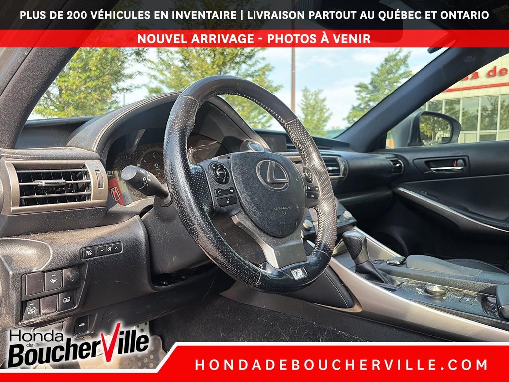 Lexus IS 300 F-SPORT 2016 à Terrebonne, Québec - 23 - w1024h768px