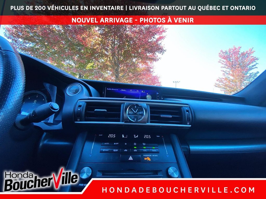 Lexus IS 300 F-Sport 2018 à Terrebonne, Québec - 21 - w1024h768px