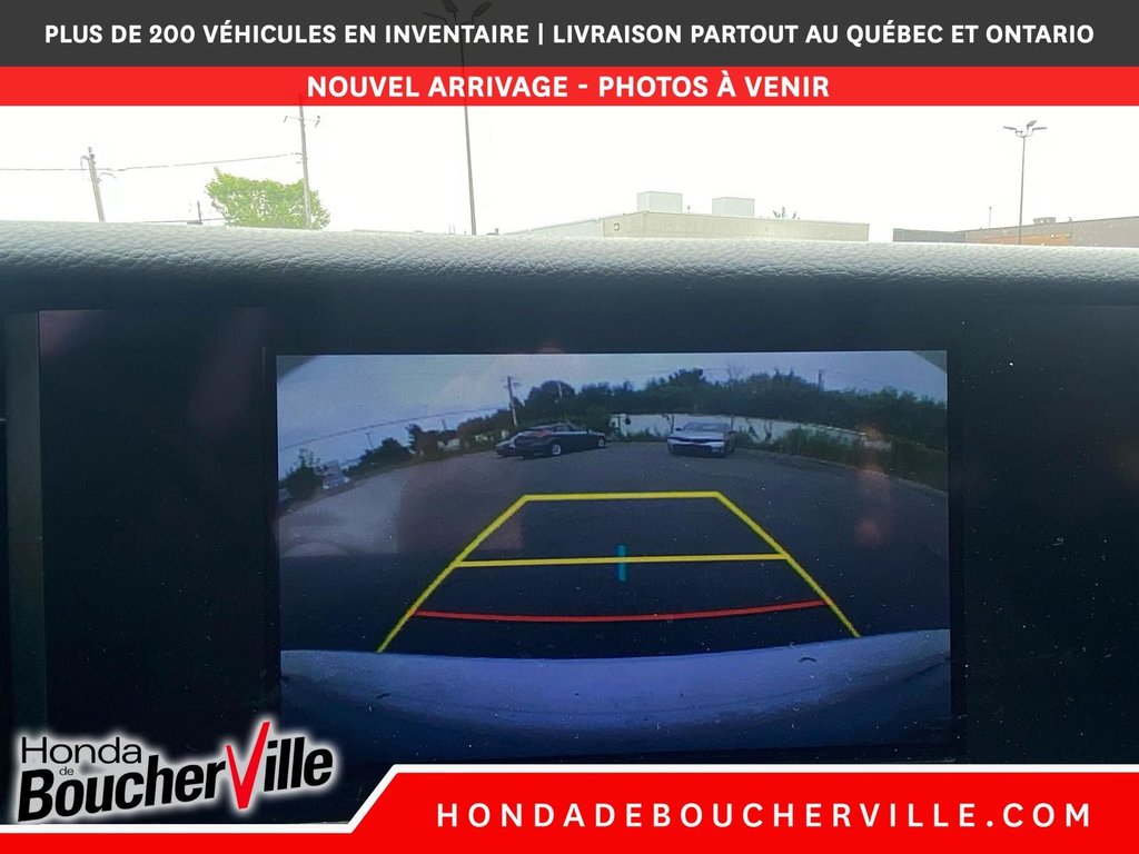 2018 Lexus IS IS 300 in Terrebonne, Quebec - 30 - w1024h768px