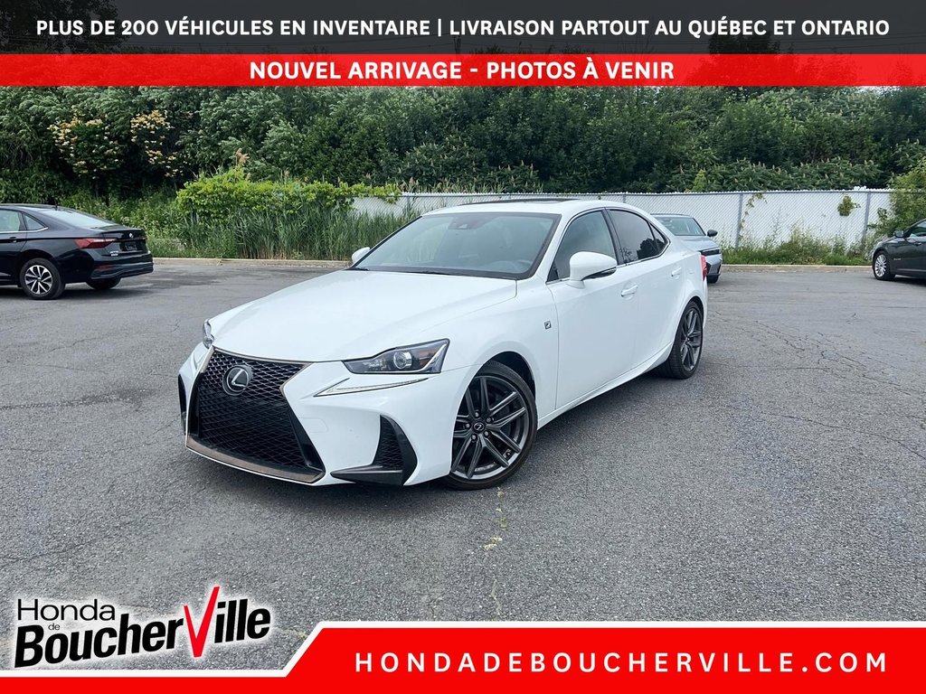 2018 Lexus IS IS 300 in Terrebonne, Quebec - 1 - w1024h768px
