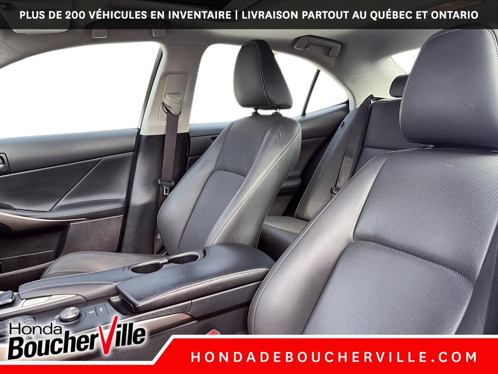 2018 Lexus IS IS 300 in Terrebonne, Quebec - 35 - w1024h768px