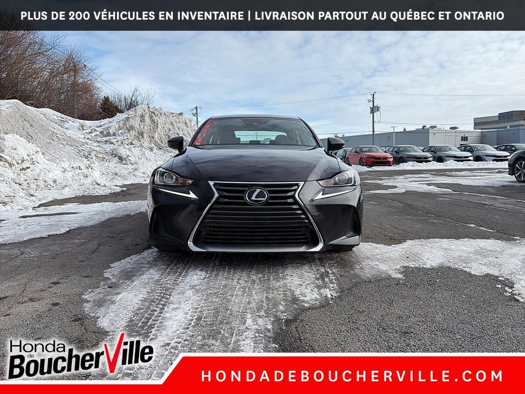 2018 Lexus IS IS 300 in Terrebonne, Quebec - 13 - w1024h768px