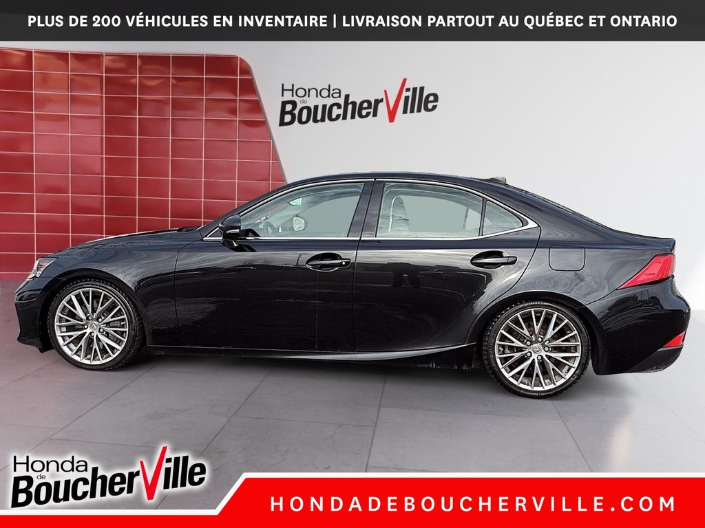 2018 Lexus IS IS 300 in Terrebonne, Quebec - 3 - w1024h768px