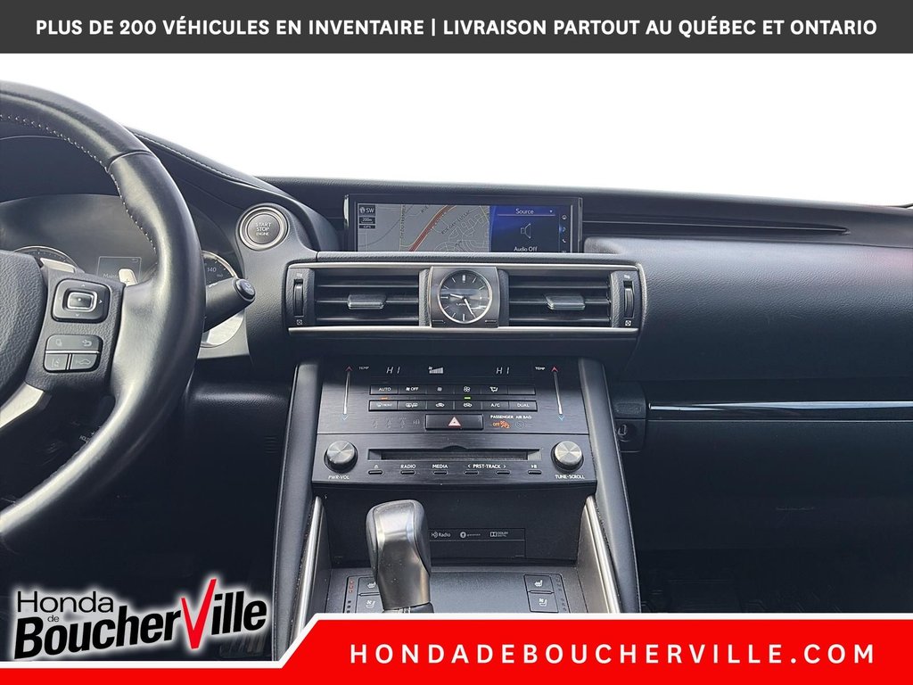 2018 Lexus IS IS 300 in Terrebonne, Quebec - 31 - w1024h768px