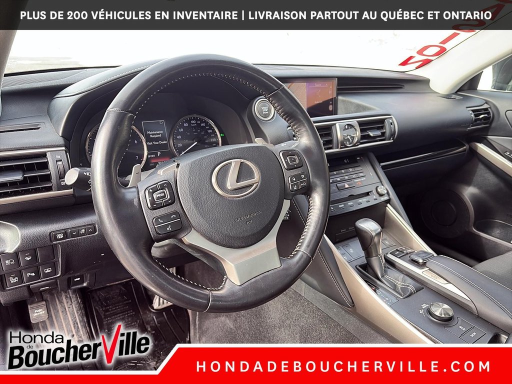 2018 Lexus IS IS 300 in Terrebonne, Quebec - 23 - w1024h768px