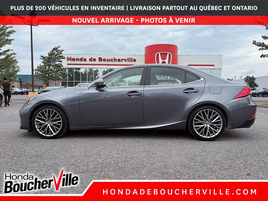 Lexus IS IS 300 2018 à Terrebonne, Québec - 3 - w1024h768px