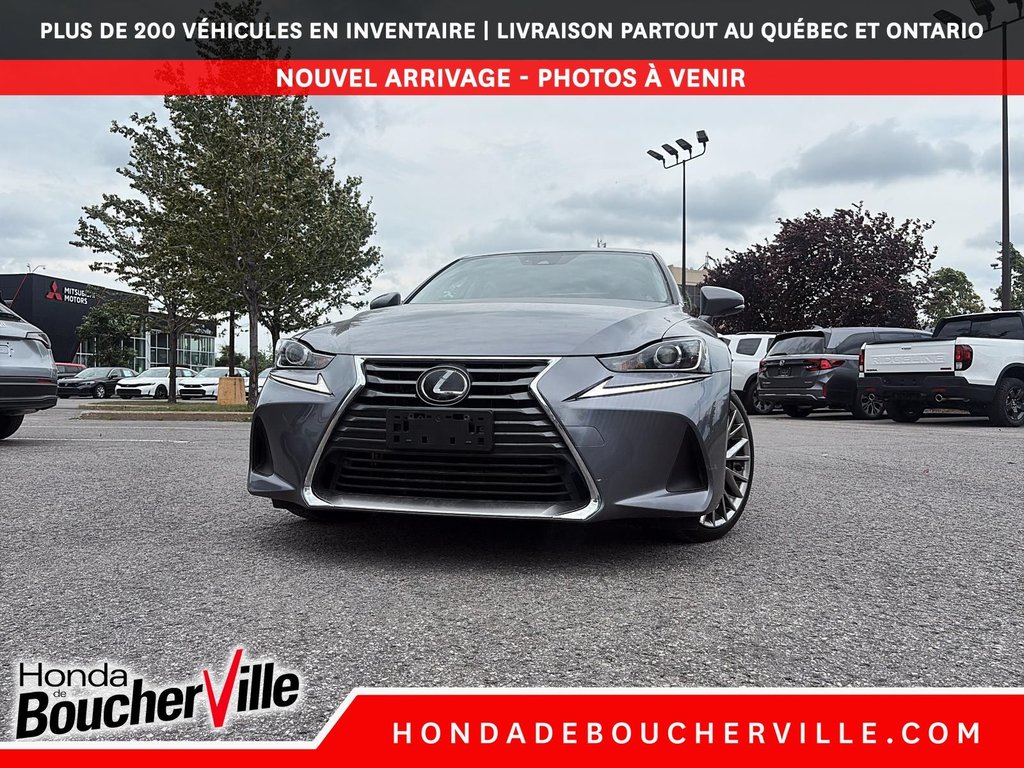 Lexus IS IS 300 2018 à Terrebonne, Québec - 2 - w1024h768px