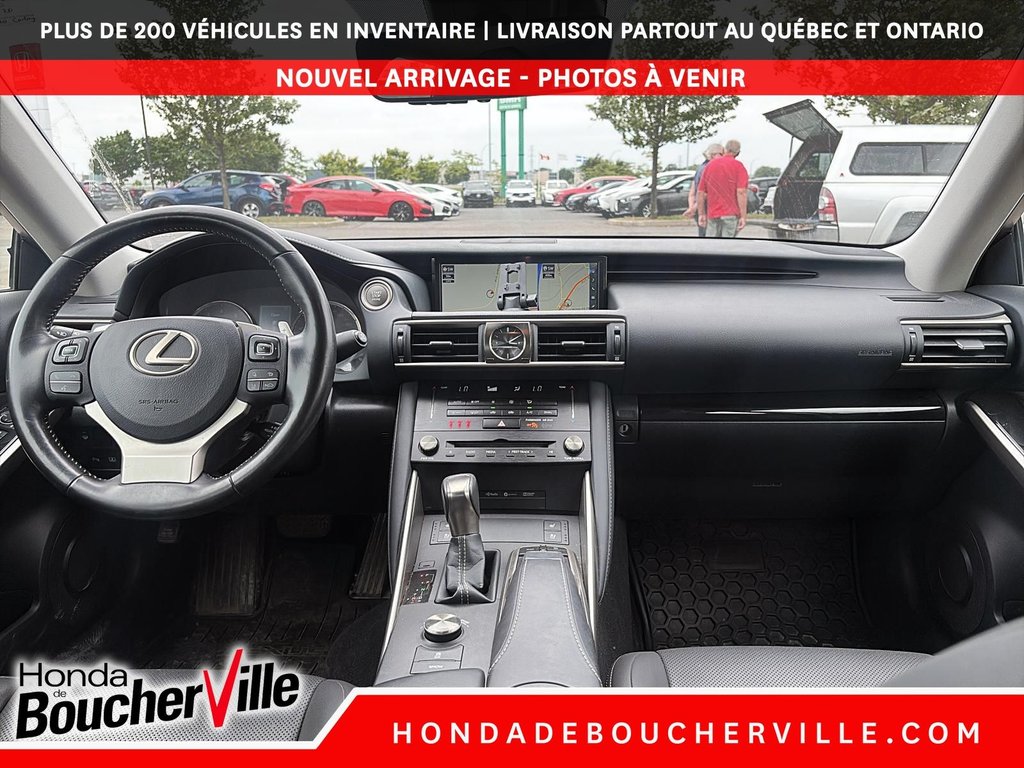 Lexus IS IS 300 2018 à Terrebonne, Québec - 19 - w1024h768px