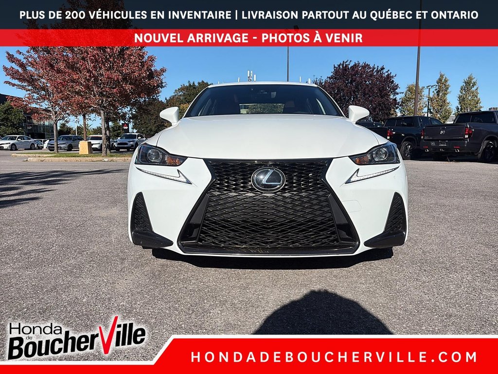 2019 Lexus IS IS 300 in Terrebonne, Quebec - 13 - w1024h768px