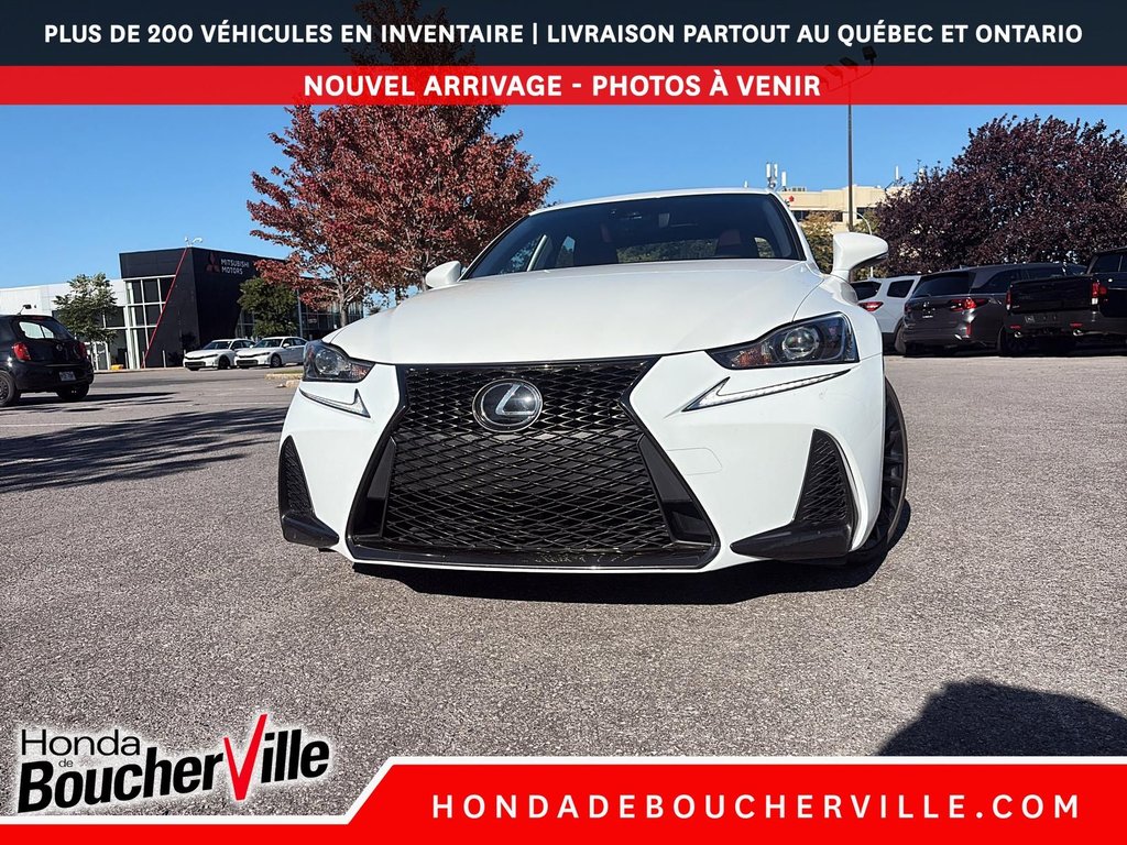 2019 Lexus IS IS 300 in Terrebonne, Quebec - 2 - w1024h768px