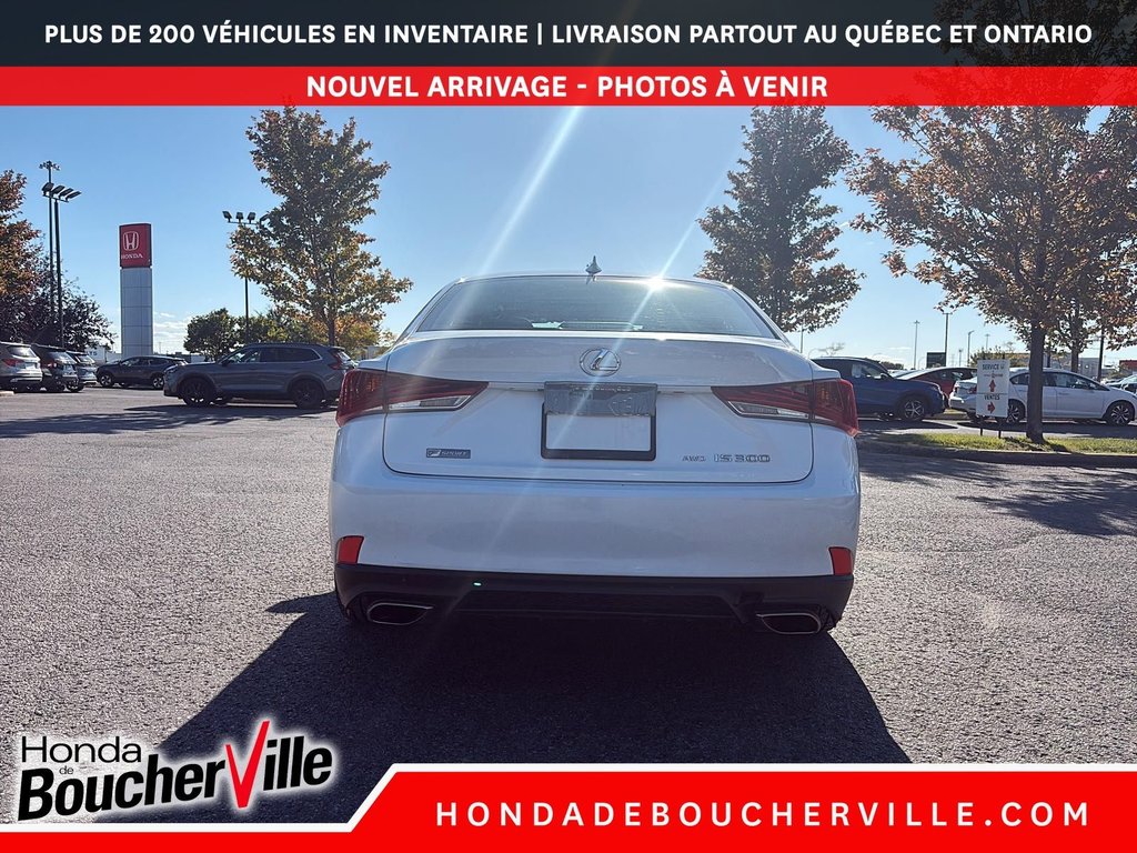2019 Lexus IS IS 300 in Terrebonne, Quebec - 7 - w1024h768px