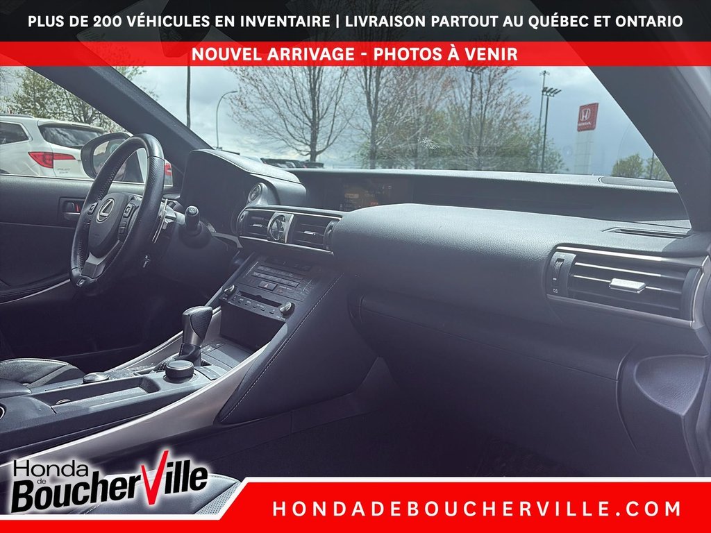 Lexus IS IS 300 2020 à Terrebonne, Québec - 19 - w1024h768px