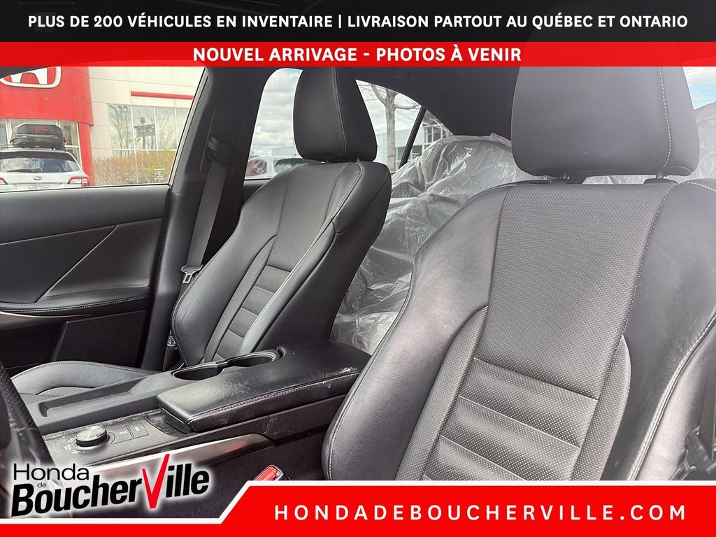 Lexus IS IS 300 2020 à Terrebonne, Québec - 23 - w1024h768px