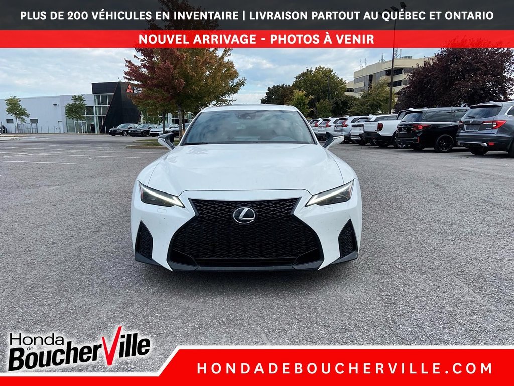 Lexus IS IS 300 2022 à Terrebonne, Québec - 3 - w1024h768px