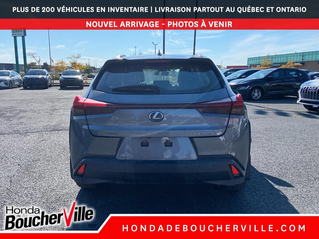 Lexus UX UX 250h 2019 à Terrebonne, Québec - 9 - w1024h768px