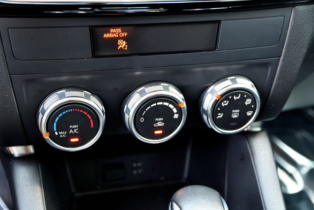 2016 Mazda CX-5 GX in Terrebonne, Quebec - 25 - w1024h768px
