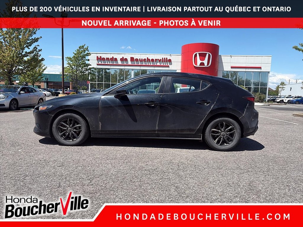 2022 Mazda Mazda3 Sport GS in Terrebonne, Quebec - 3 - w1024h768px