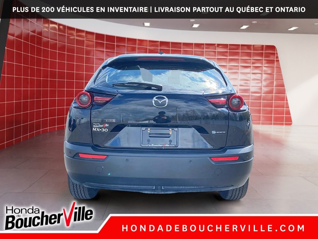 Mazda MX-30 EV GT 2022 à Terrebonne, Québec - 6 - w1024h768px