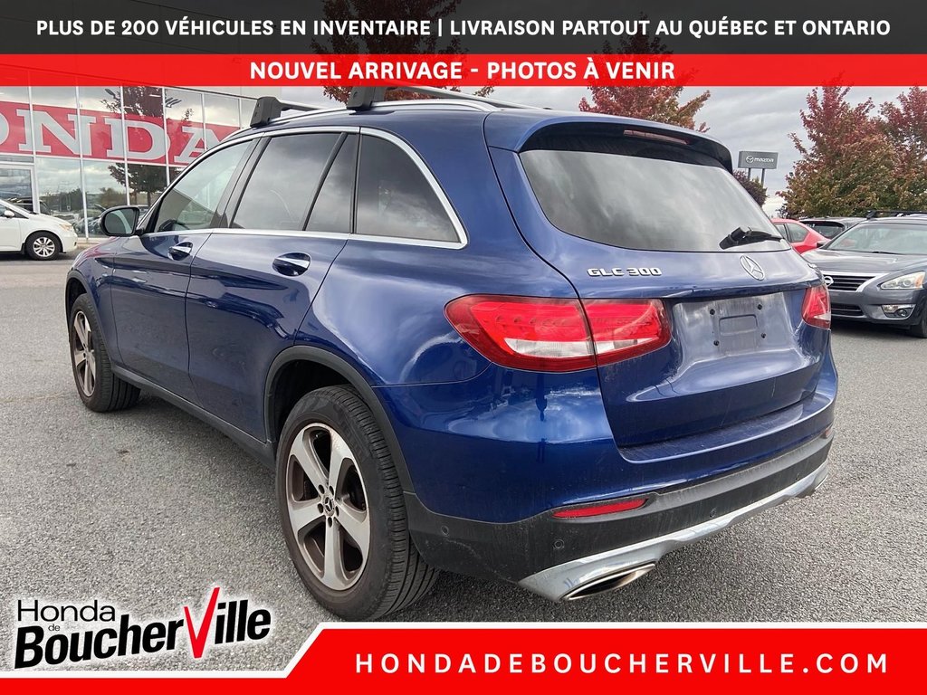 2017 Mercedes-Benz GLC GLC 300 in Terrebonne, Quebec - 9 - w1024h768px