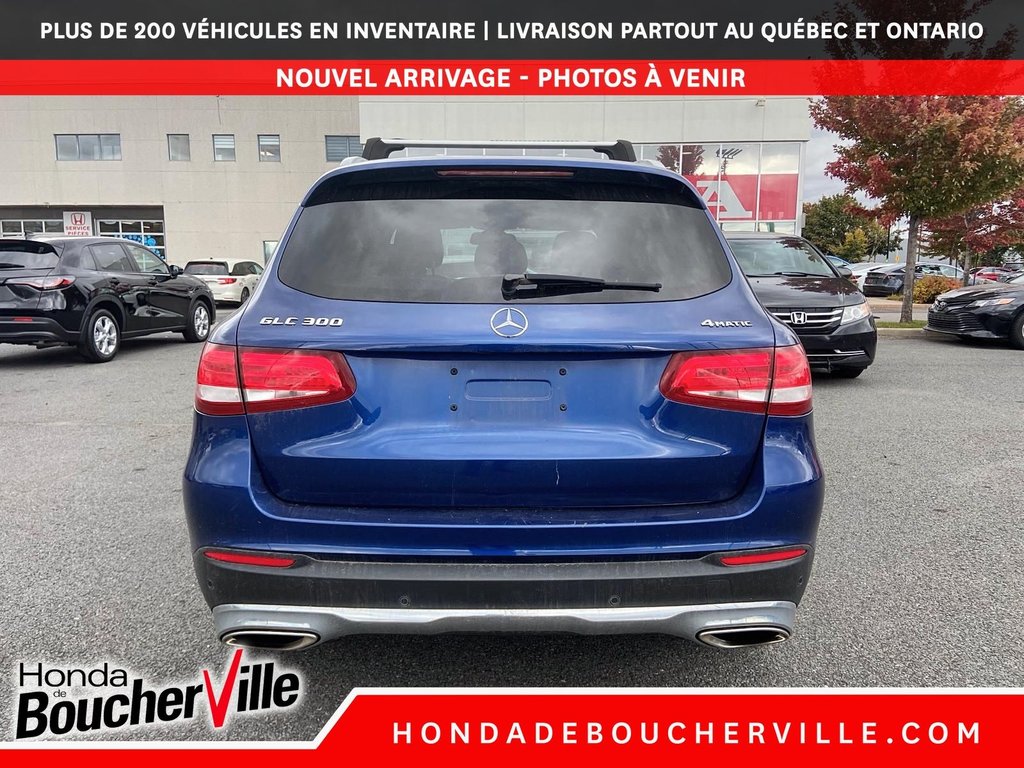 2017 Mercedes-Benz GLC GLC 300 in Terrebonne, Quebec - 7 - w1024h768px