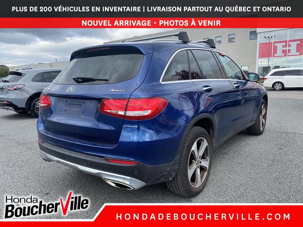 2017 Mercedes-Benz GLC GLC 300 in Terrebonne, Quebec - 11 - w1024h768px