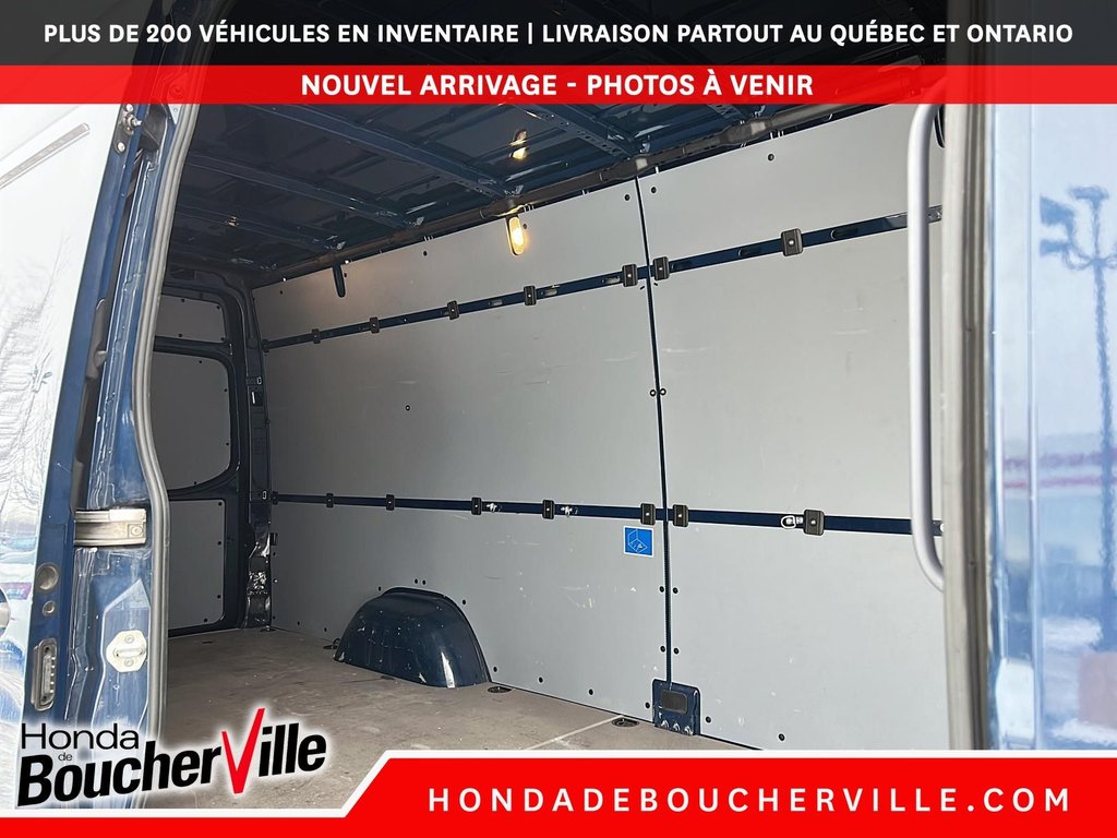 Mercedes-Benz Sprinter 2500 2500 High Roof I4 Diesel 170 2024 à Terrebonne, Québec - 17 - w1024h768px