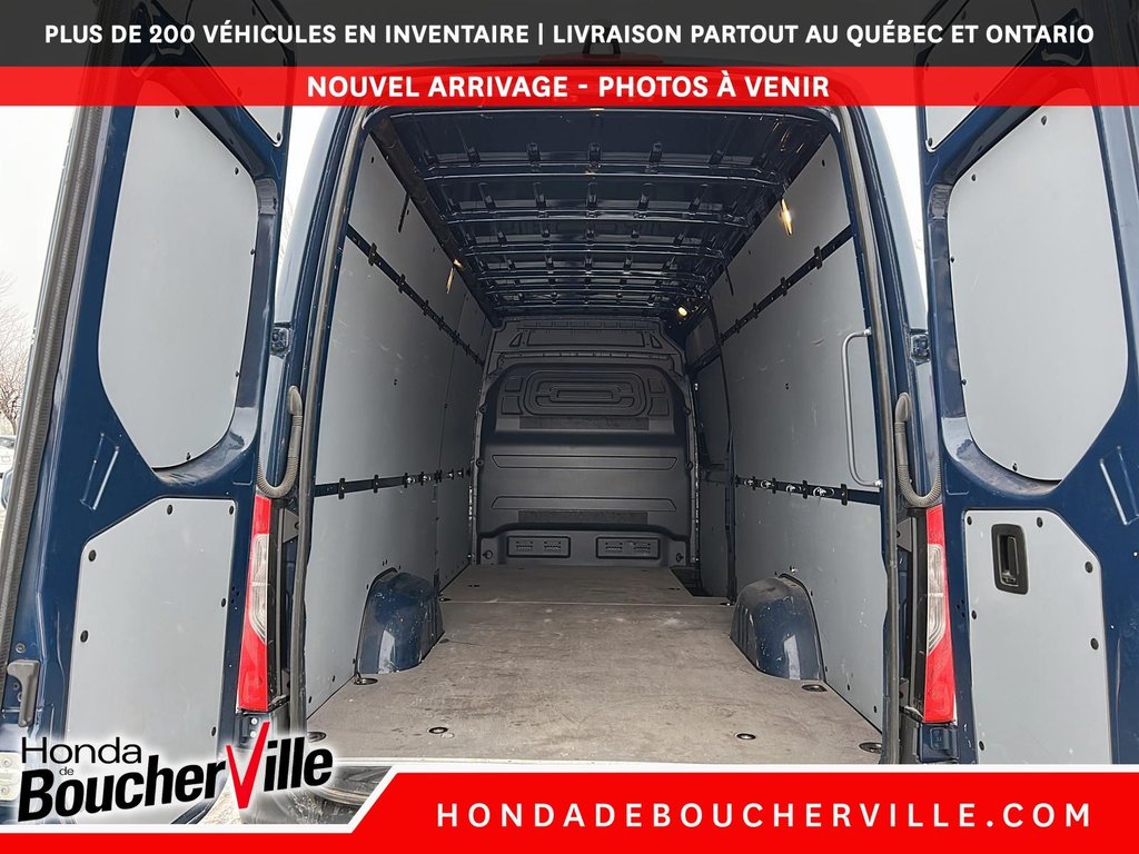 Mercedes-Benz Sprinter 2500 2500 High Roof I4 Diesel 170 2024 à Terrebonne, Québec - 9 - w1024h768px