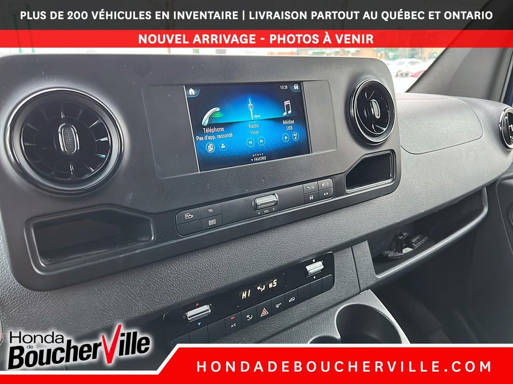Mercedes-Benz Sprinter 2500 2500 High Roof I4 Diesel 170 2024 à Terrebonne, Québec - 23 - w1024h768px