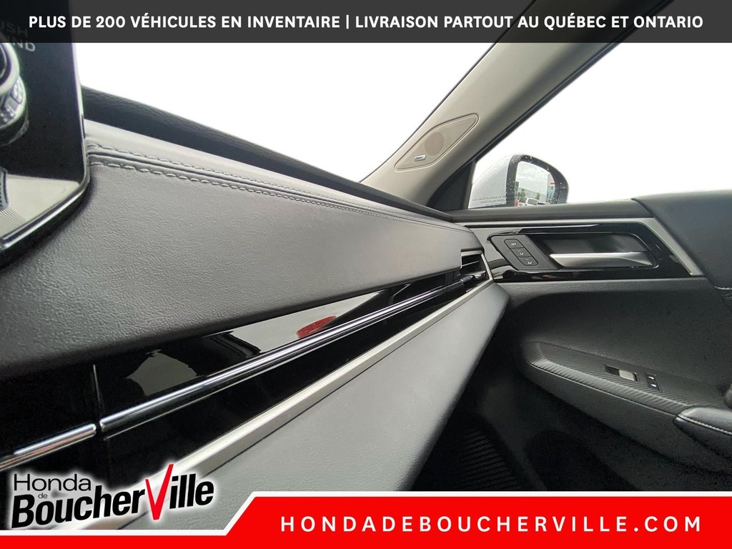 2024 Mitsubishi OUTLANDER PHEV GT in Terrebonne, Quebec - 45 - w1024h768px