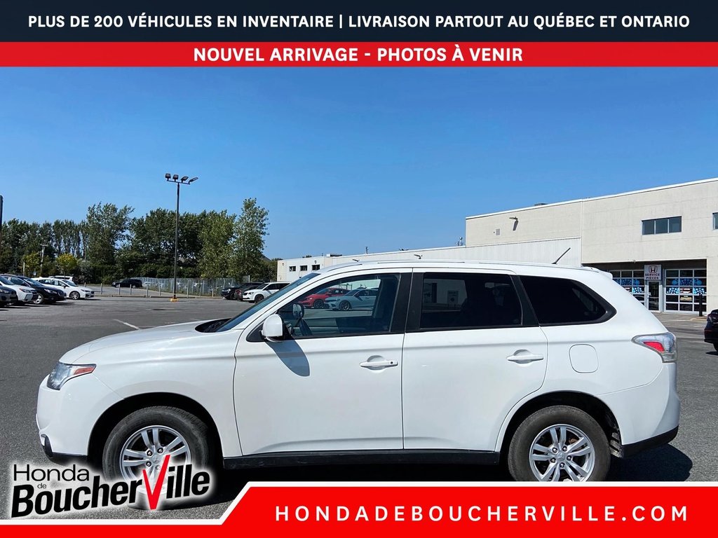 2014 Mitsubishi Outlander ES in Terrebonne, Quebec - 7 - w1024h768px