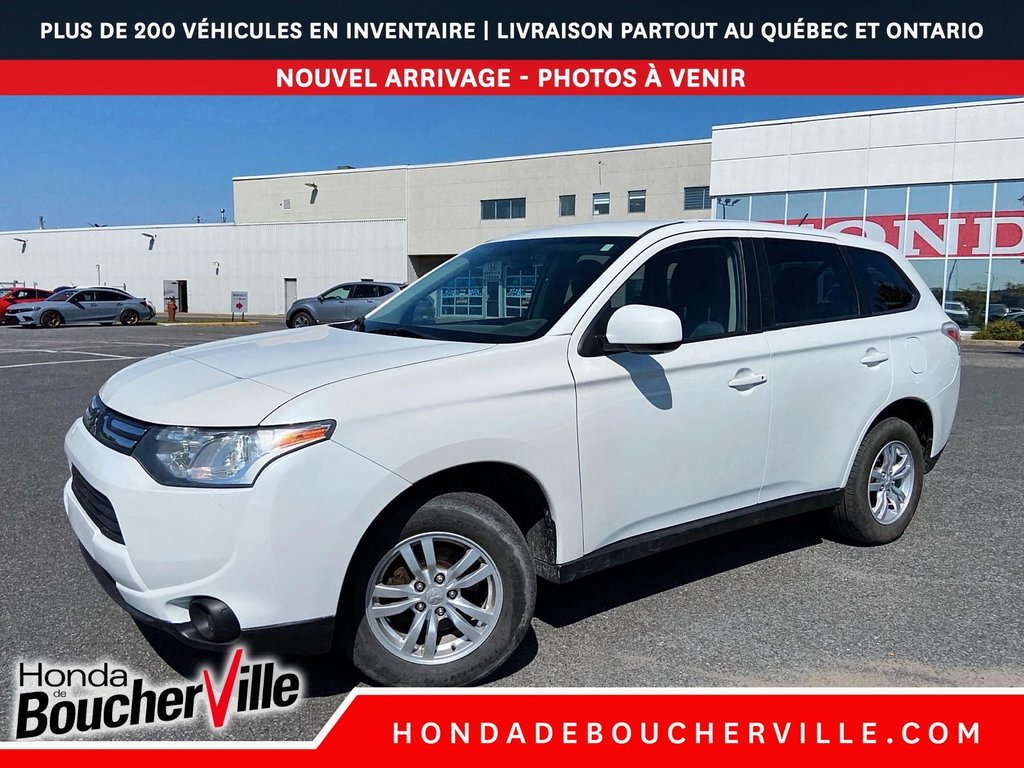 2014 Mitsubishi Outlander ES in Terrebonne, Quebec - 1 - w1024h768px