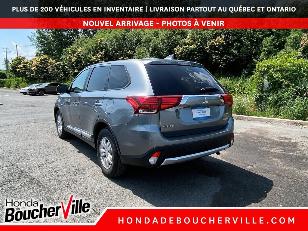 2017 Mitsubishi Outlander ES in Terrebonne, Quebec - 13 - w1024h768px