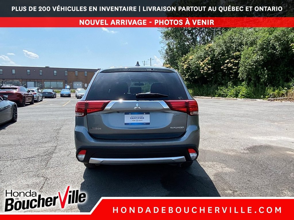 2017 Mitsubishi Outlander ES in Terrebonne, Quebec - 11 - w1024h768px