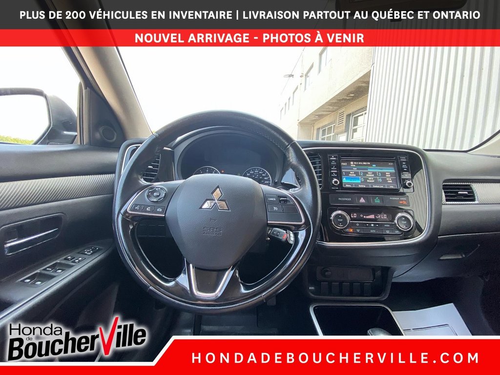 2017 Mitsubishi Outlander ES in Terrebonne, Quebec - 25 - w1024h768px