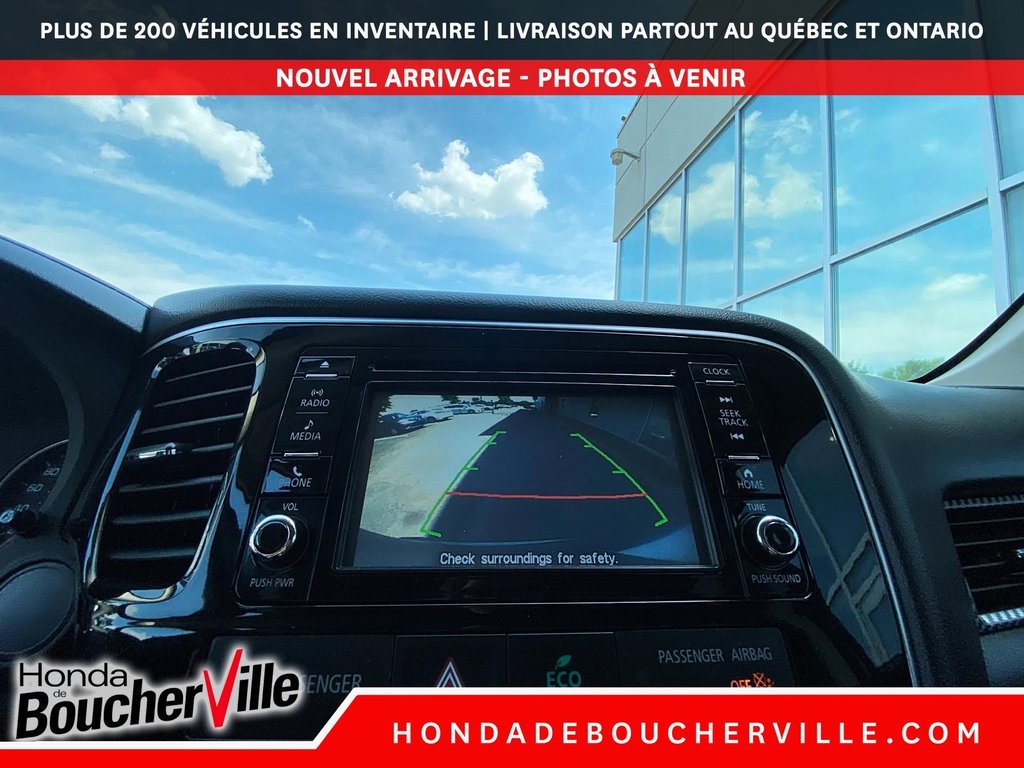 2017 Mitsubishi Outlander ES in Terrebonne, Quebec - 29 - w1024h768px