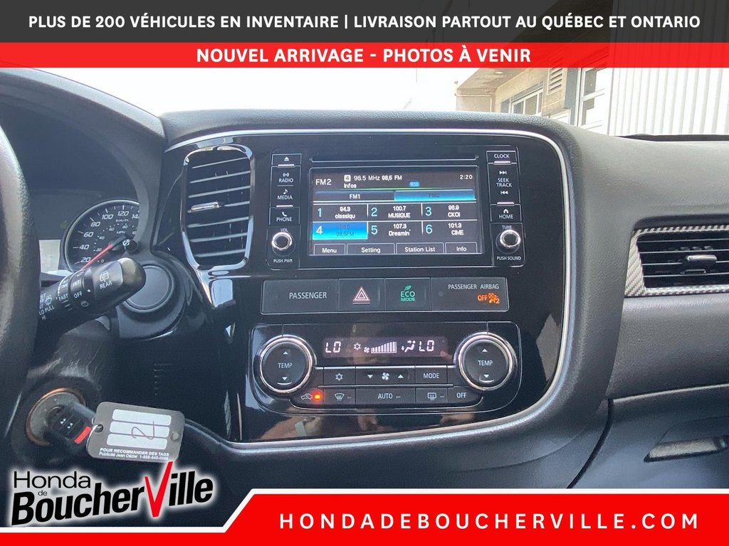 2017 Mitsubishi Outlander ES in Terrebonne, Quebec - 23 - w1024h768px