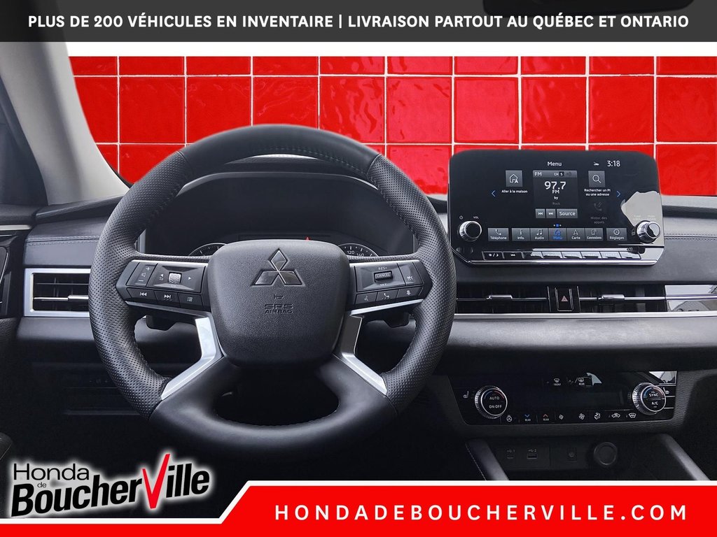 2022 Mitsubishi Outlander LE in Terrebonne, Quebec - 33 - w1024h768px