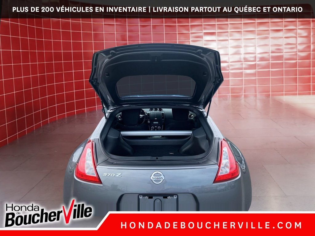 2016 Nissan 370Z in Terrebonne, Quebec - 23 - w1024h768px