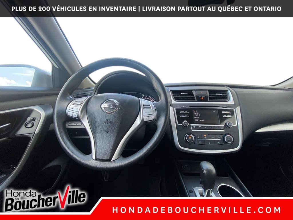 Nissan Altima 2.5 2016 à Terrebonne, Québec - 25 - w1024h768px