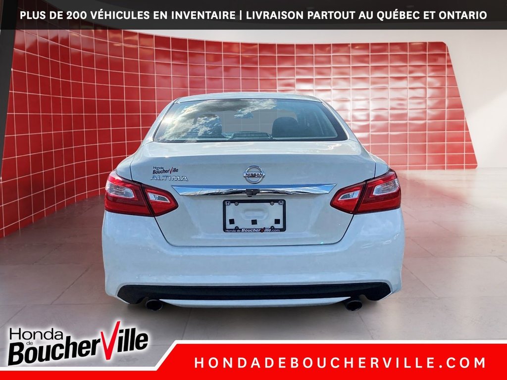 Nissan Altima 2.5 2016 à Terrebonne, Québec - 11 - w1024h768px