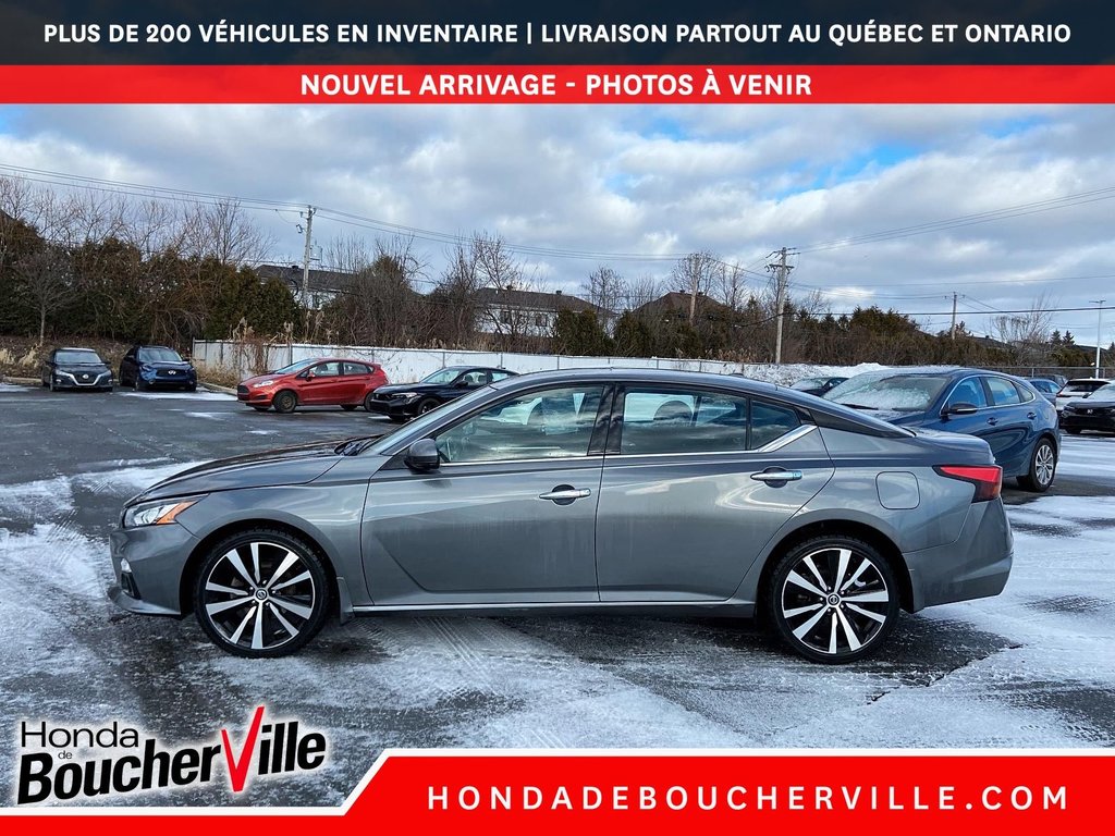 2022 Nissan Altima 2.5 Platinum in Terrebonne, Quebec - 11 - w1024h768px