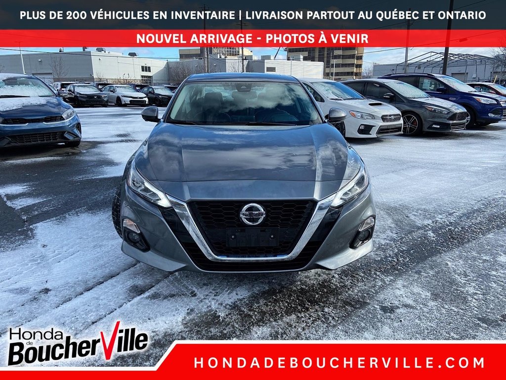 2022 Nissan Altima 2.5 Platinum in Terrebonne, Quebec - 3 - w1024h768px