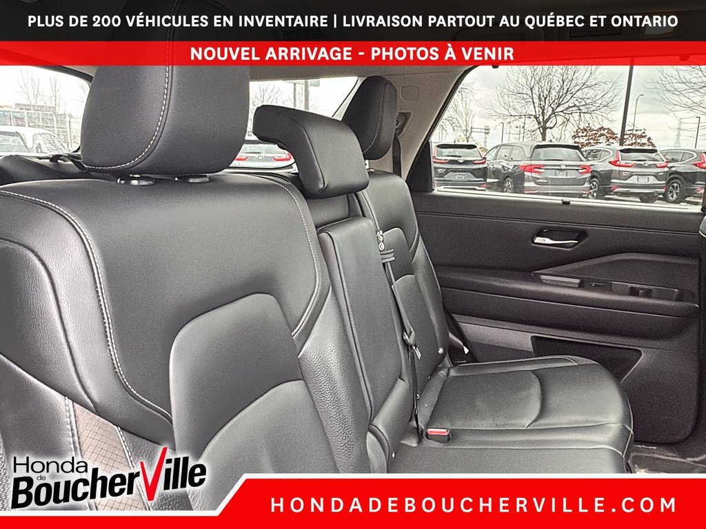 2022 Nissan Pathfinder SL in Terrebonne, Quebec - 17 - w1024h768px