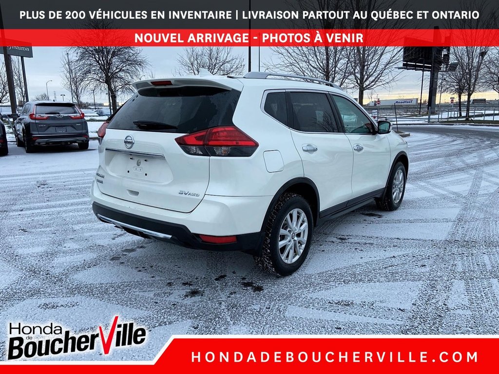 2017 Nissan Rogue SV in Terrebonne, Quebec - 13 - w1024h768px