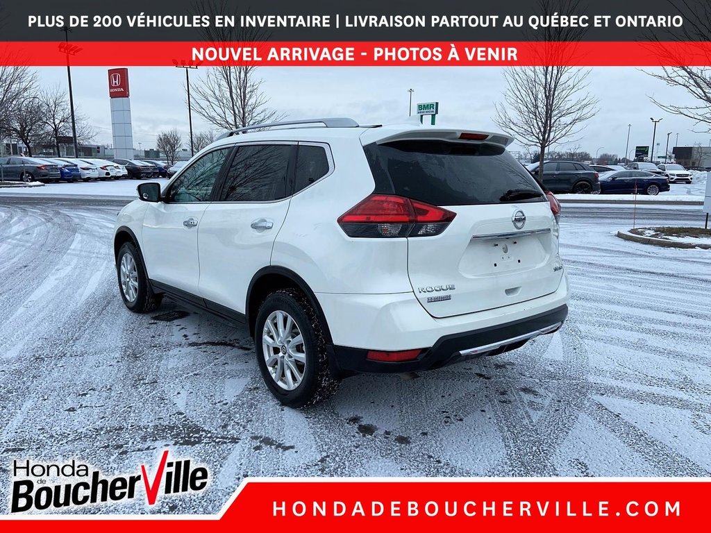 2017 Nissan Rogue SV in Terrebonne, Quebec - 11 - w1024h768px