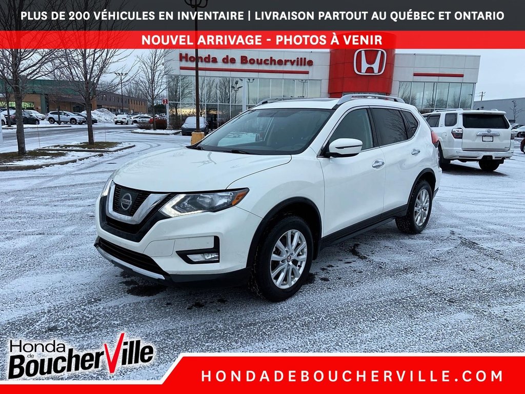 2017 Nissan Rogue SV in Terrebonne, Quebec - 5 - w1024h768px